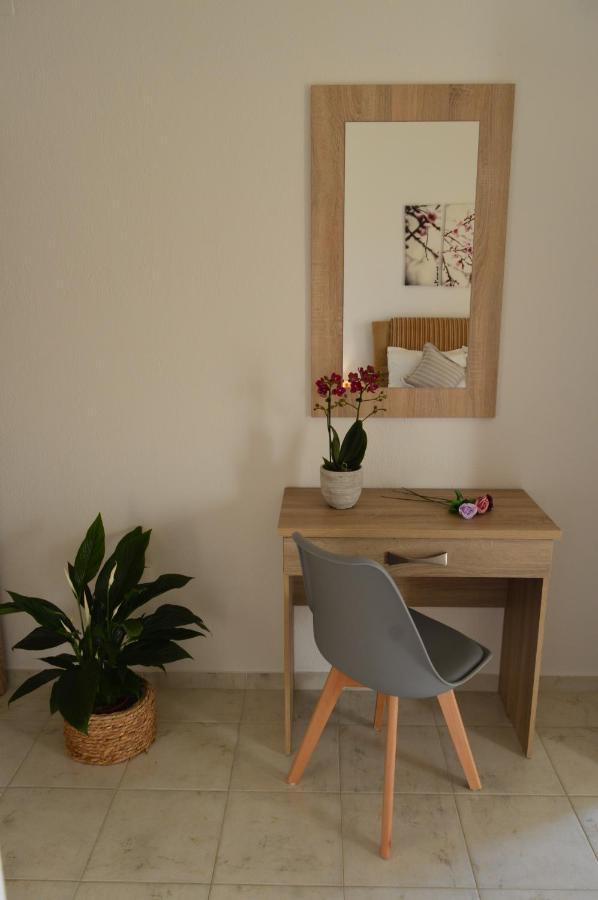 Despina'S House Apartment Skiathos Town Exterior photo